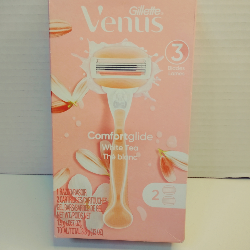 VENUS Comfortglide White Tea Women's Razor - Pink